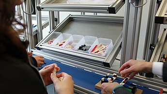 Schülerinnen und Schüler zu Besuch an der Hochschule Pforzheim