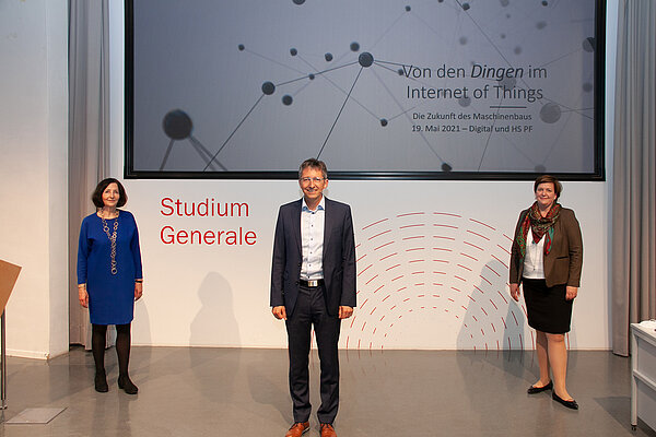 Professorin Dr. Christa Wehner (links), Dr.-Ing. Andreas Wolf und Professorin Dr. Frauke Sander. Foto: Axel Grehl