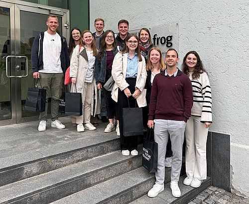 Hochschule Pforzheim - Exkursion: MMI meets Capgemini Invent // frog