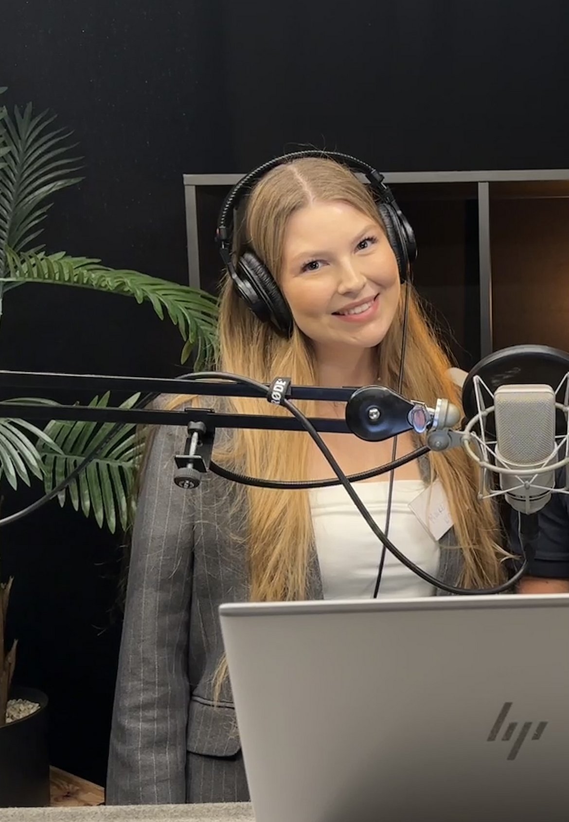 Maike Dürschmidt im Tonstudio