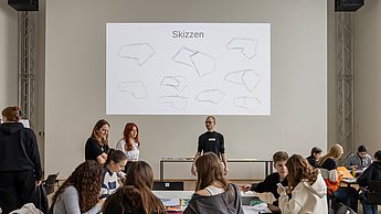 Schülerinnen und Schüler zu Besuch an der Hochschule Pforzheim