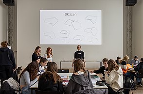 Schülerinnen und Schüler zu Besuch an der Hochschule Pforzheim