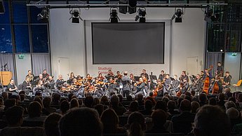 Das Hochschulorchester während ihres Konzerts