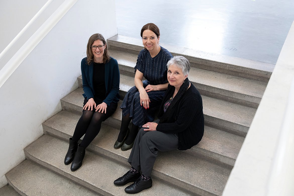 Die drei Frauen rund um das Gleichstelungsteam der Hochschule Pforzheim.