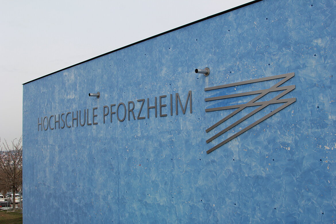 Die Hochschule Pforzheim würdigt das Engagement von Professoren, Mitarbeitenden und Studierenden. Foto: Axel Grehl