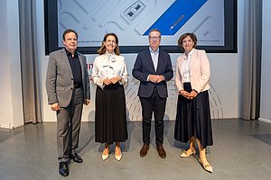 (v.l.n.r.) Rektor Prof. Dr. Ulrich Jautz, Prof. Dr. Nadine Walter, Referent Prof. Dr. Michael Hüther und Prof. Dr. Frauke Sander