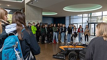 Schülerinnen und Schüler zu Besuch an der Hochschule Pforzheim