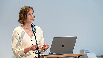 Design PF Colour Summit