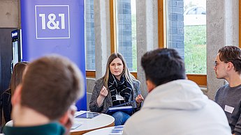 1&1 im Austausch mit Studierenden