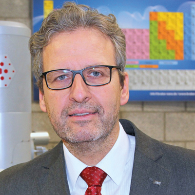 Prof. Dr. Carlo Burkhardt Prof. Dr. Carlo Burkhardt