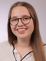Lara Gusbeth, Studierende